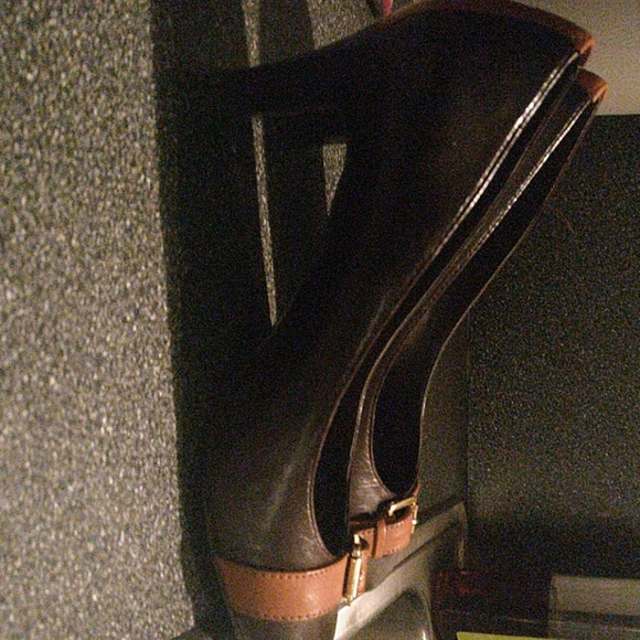 Shoes - Picture 2 of 2